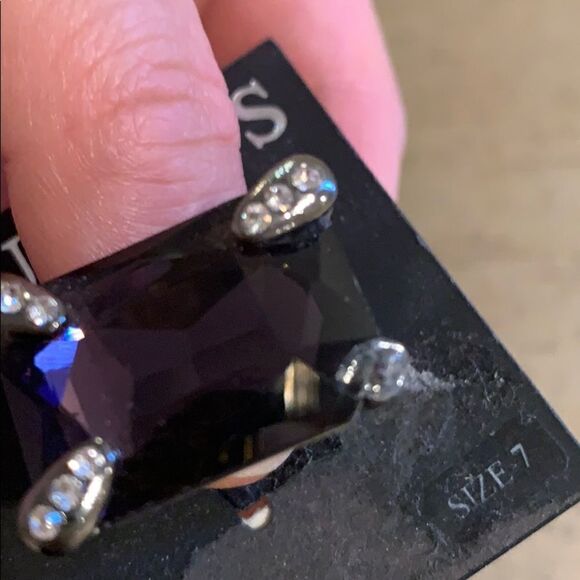 Guess purple stone ring - Picture 4 of 7